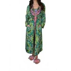 NEW FAIRE floral reversible robe in green